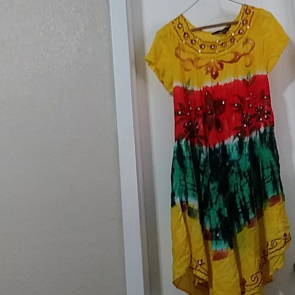 This dress is very colorful